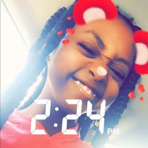 Meet your Posher, Amira